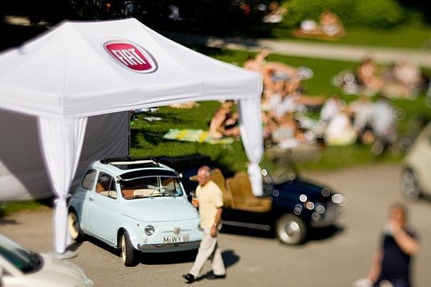 Fiat 500 feiert 3. Geburtstag mit seinen Fans